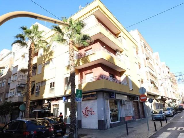 Apartamento en venta en Torrevieja, Playa del Cura photo 0