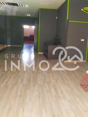 Local comercial en venta en Catarroja, Catarroja photo 0
