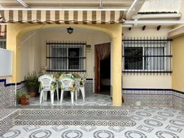 Adosada en venta en Los Alcázares, Nueva Marbella photo 0