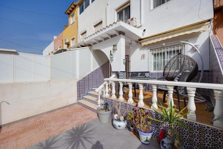Duplex en venta en Torrevieja photo 0
