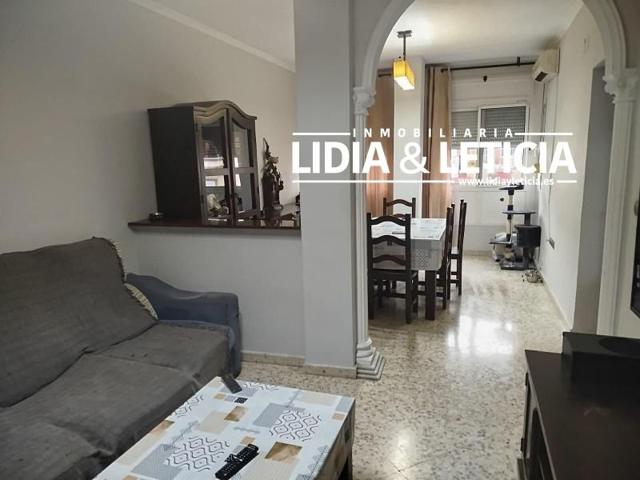 Piso en venta en Alcalá de Guadaira, Centro photo 0