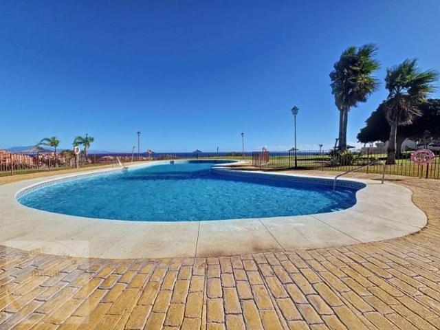 Apartamento en venta en Manilva photo 0