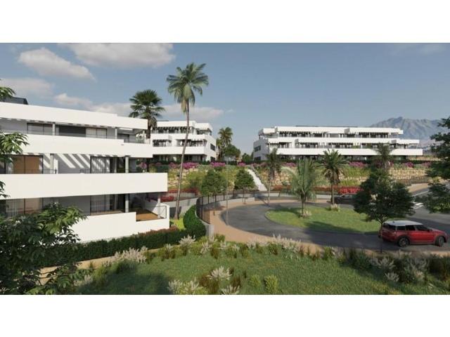 Piso en venta en Estepona photo 0