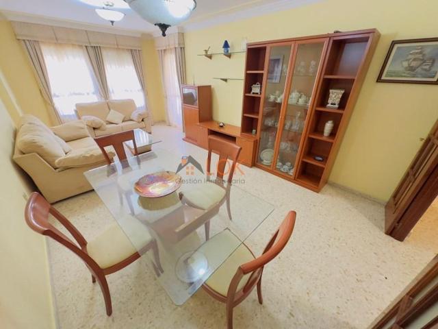 Piso en venta en Málaga, Polígonos - Recinto Ferial Cortijo de Torres photo 0