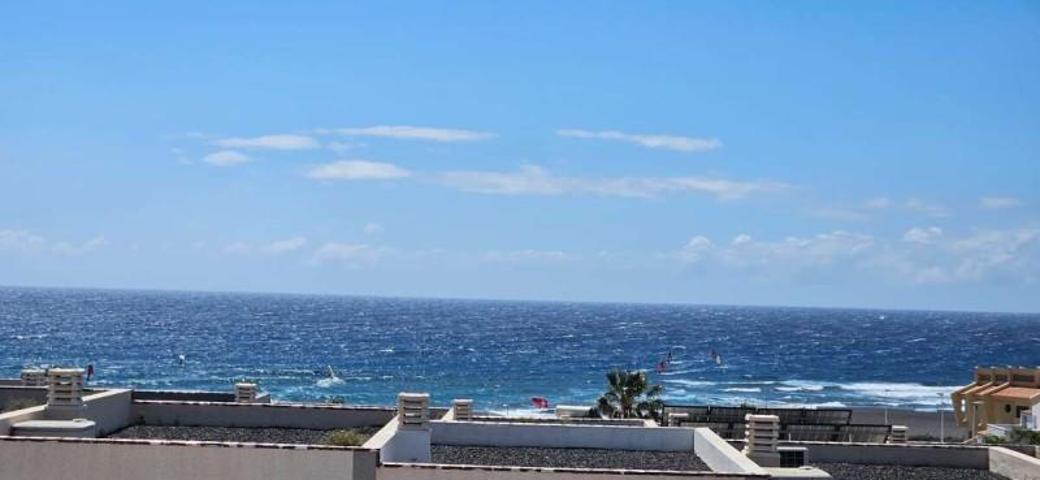 Adosada en venta en Granadilla de Abona, El Medano photo 0
