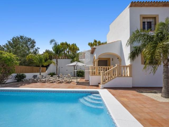 Chalet en venta en Jávea-Xàbia photo 0