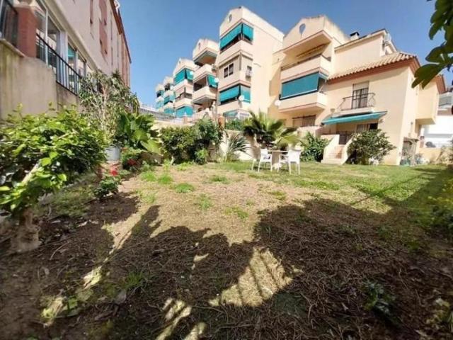 Bungalow en venta en Estepona, Zona Calvario photo 0