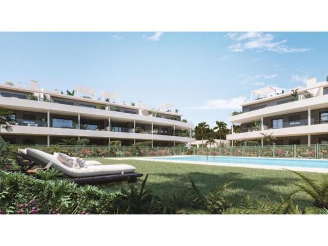 Piso en venta en Estepona photo 0
