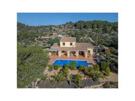Chalet en venta en Benissa photo 0