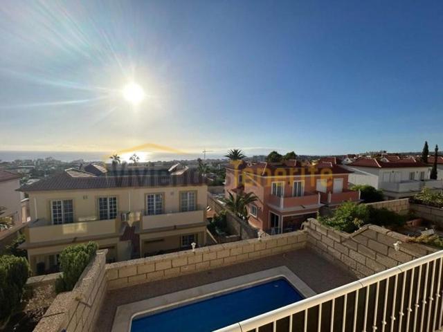 Chalet en venta en Adeje, Playa del Duque photo 0