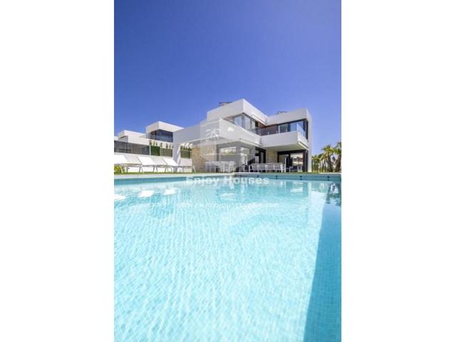 Chalet en venta en Finestrat photo 0