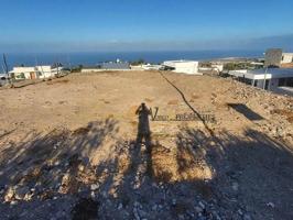 Terreno en venta en Guía de Isora, Playa San Juan photo 0