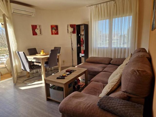 Apartamento en venta en Roses, Mas Mates photo 0