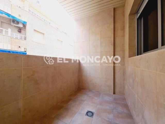 Apartamento en venta en Torrevieja, La Mata pueblo photo 0