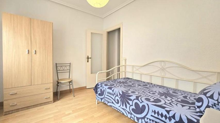 Piso en venta en Alicante, Altozano photo 0