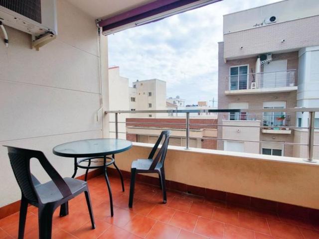 Apartamento en venta en Torrevieja, Centro photo 0