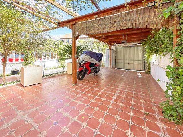 Adosada en venta en Orihuela Costa, La Florida photo 0