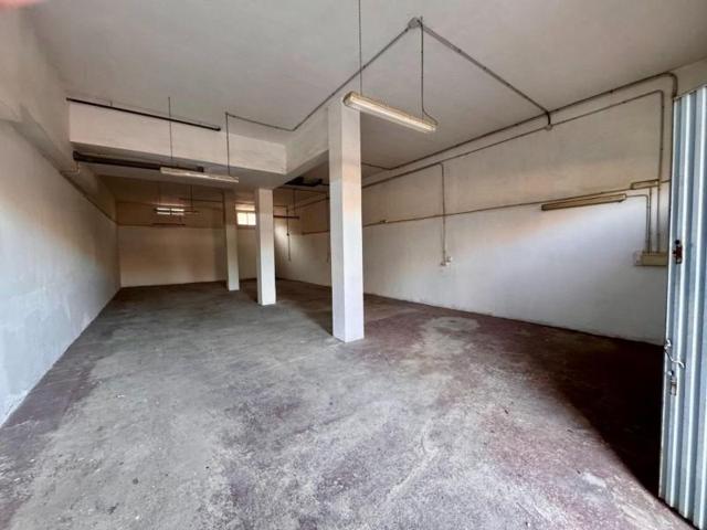 Local comercial en venta en Almería, Área de Almería photo 0