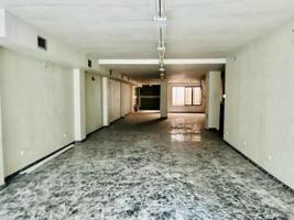 Local comercial en venta en Elche, Corazon de Jesus photo 0