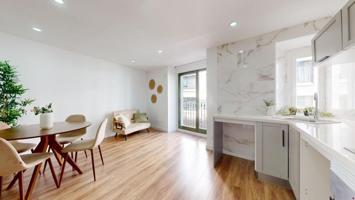 Piso en venta en Barcelona, Área de Barcelona photo 0