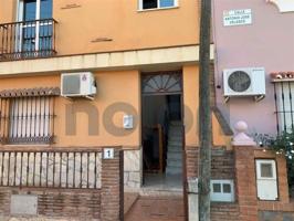 Adosada en venta en Málaga, Comarca de Málaga photo 0