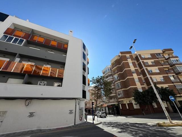Apartamento en venta en Torrevieja, Torrevieja photo 0