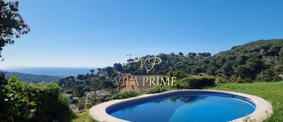 Casa en venta en Cabrils, Can bergai photo 0