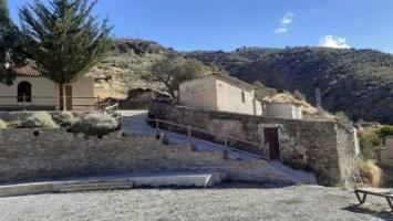 Casa con terreno en venta en Sierro, Sierro photo 0