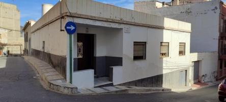 Casa en venta en Olula del Río, Centro photo 0