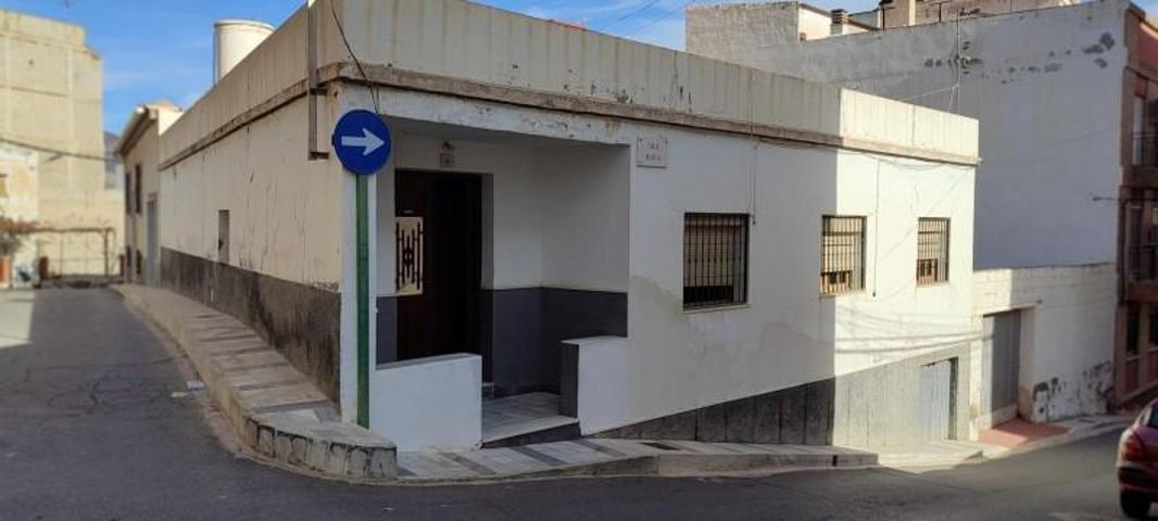Casa en venta en Olula del Río, Centro photo 0