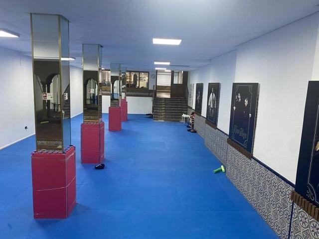 Local comercial en venta en Córdoba, Barrio del Naranjo photo 0