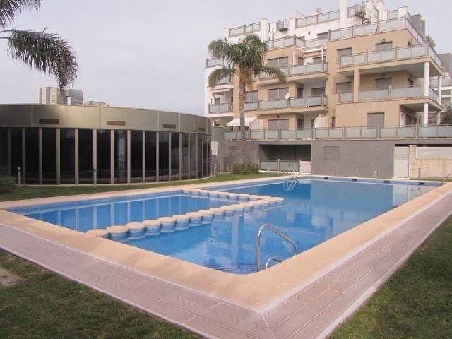 Apartamento en venta en Oliva photo 0