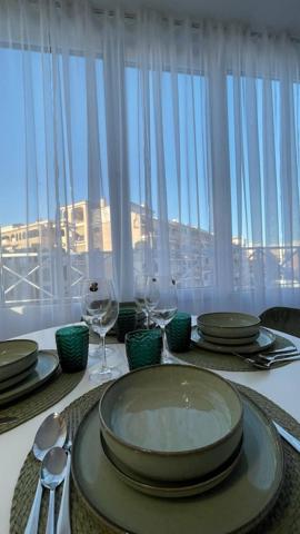 Apartamento en venta en Torrevieja, Parque de las Naciones photo 0