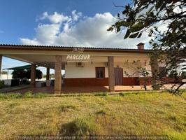 Casa con terreno en venta en La Carlota, Chica carlota photo 0