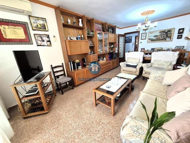 Piso en venta en Alicante, Los angeles photo 0