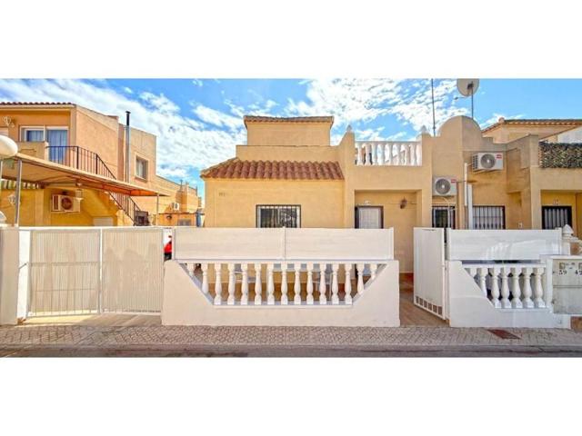 Casa en venta en Torrevieja photo 0