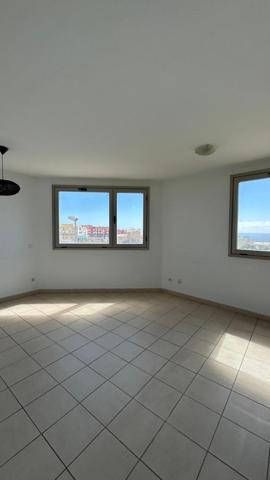 Apartamento en venta en Granadilla de Abona, San Isidro photo 0