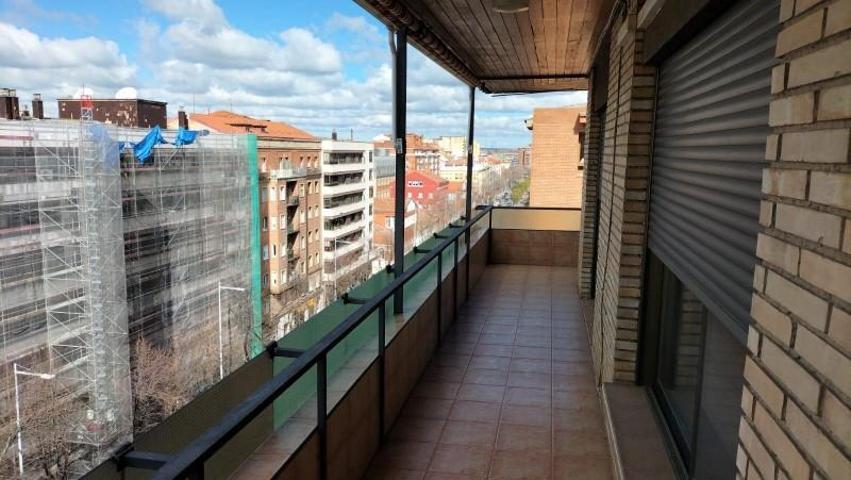 Piso en venta en Palencia, Centro photo 0
