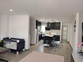 Apartamento en venta en Alicante, Carolinas bajas photo 0