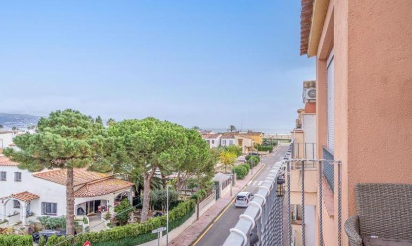 Apartamento en venta en Empuriabrava, Muga photo 0