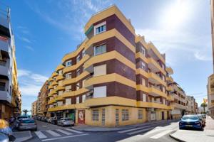 Aticos en venta en Torrevieja, Paseo maritimo photo 0