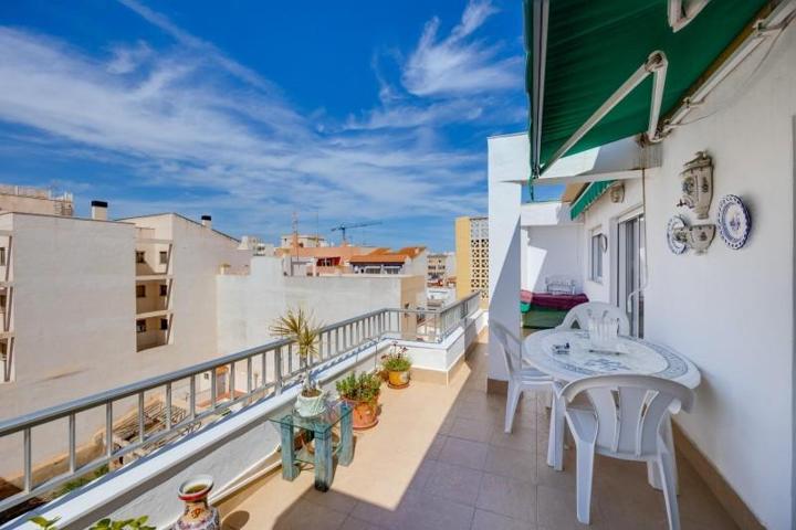 Piso en venta en Torrevieja, Paseo maritimo photo 0