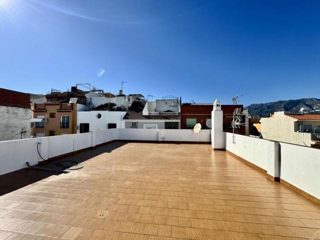 Duplex en venta en Mijas, Las lagunas - las flores photo 0