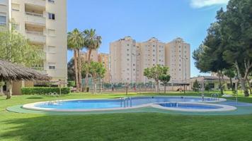 Piso en venta en Alicante photo 0