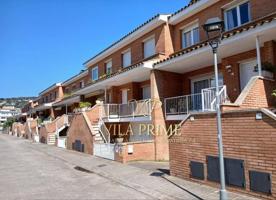 Adosada en venta en Cabrils, Costa del maresme photo 0