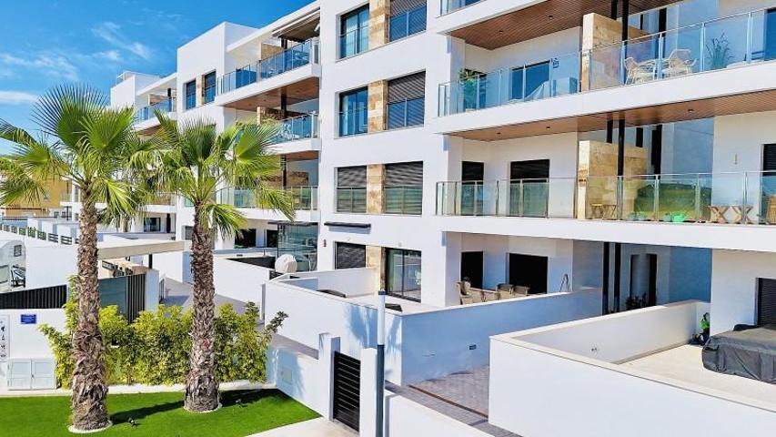 Aticos en venta en Orihuela Costa photo 0