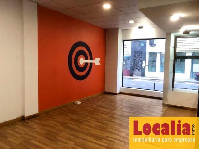 Local comercial en alquiler en Torrelavega photo 0