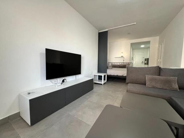 Apartamento en venta en Torrevieja photo 0