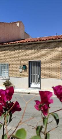 Casa con terreno en venta en Fines, Pueblo photo 0