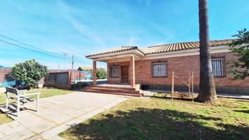 Casa en venta en Córdoba, La Barquera photo 0